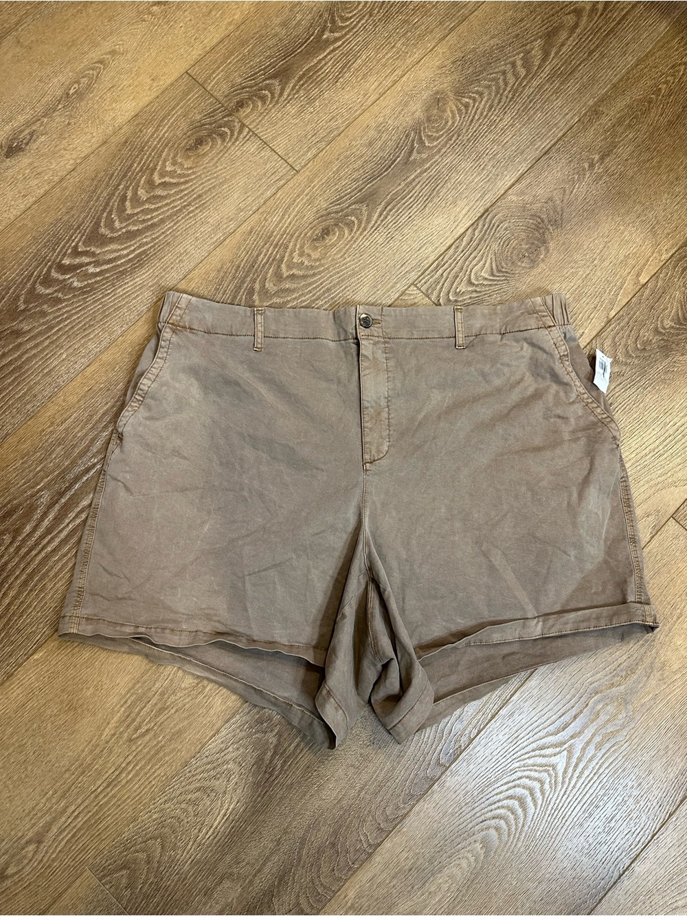 Old Navy Everyday Flat Front Shorts - Brown khaki 3X | neutral gorpcore lagen